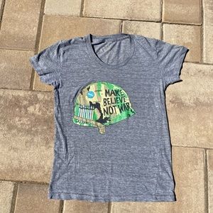 Make Believe Not War T-shirt (XS)